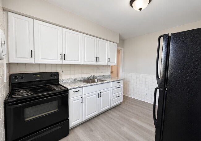 Building Photo - 1277 Waldorf Dr