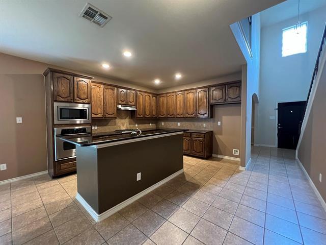 Building Photo - 3524 Camino Trail