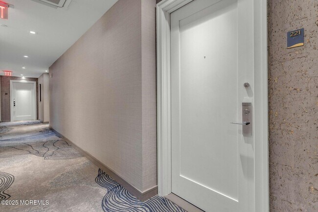 Building Photo - 15 Morris Ave