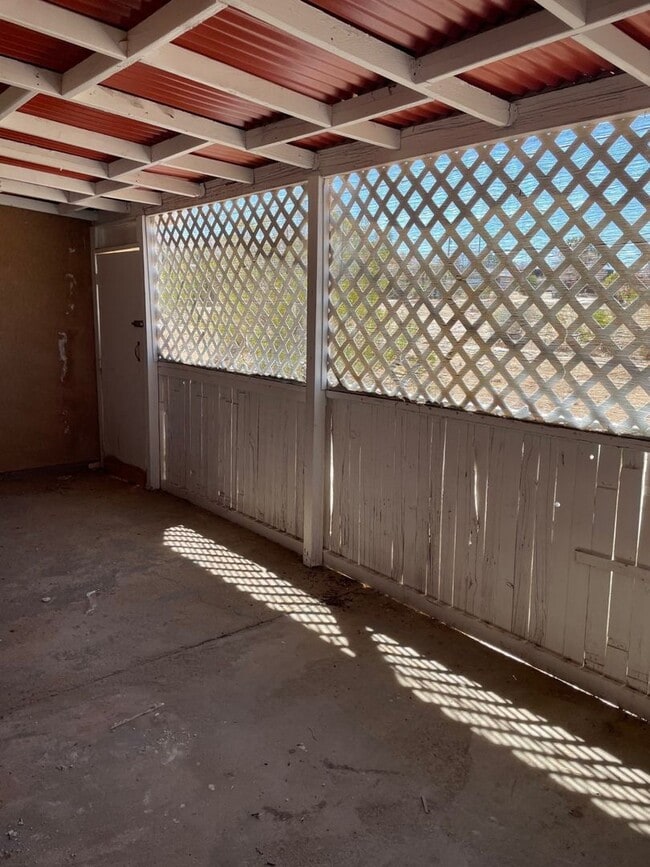 Building Photo - AVAILABLE NOW $200 off First Month Rent