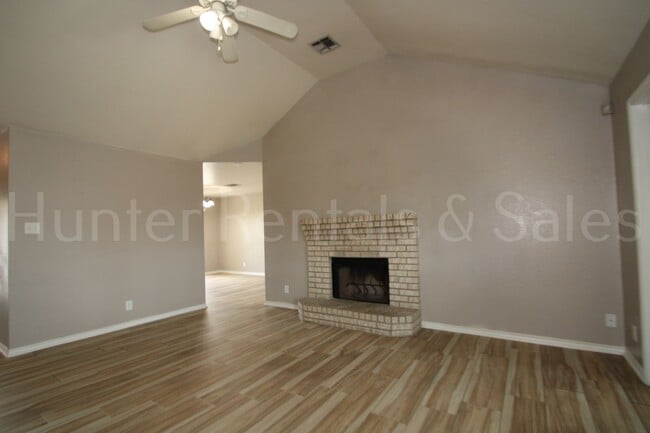Building Photo - Well-Maintained & Move-In Ready in South Killeen