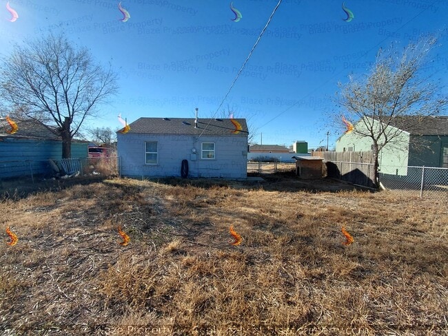 Building Photo - Fully Renovated Home with Spacious Yard – Move-In Ready!