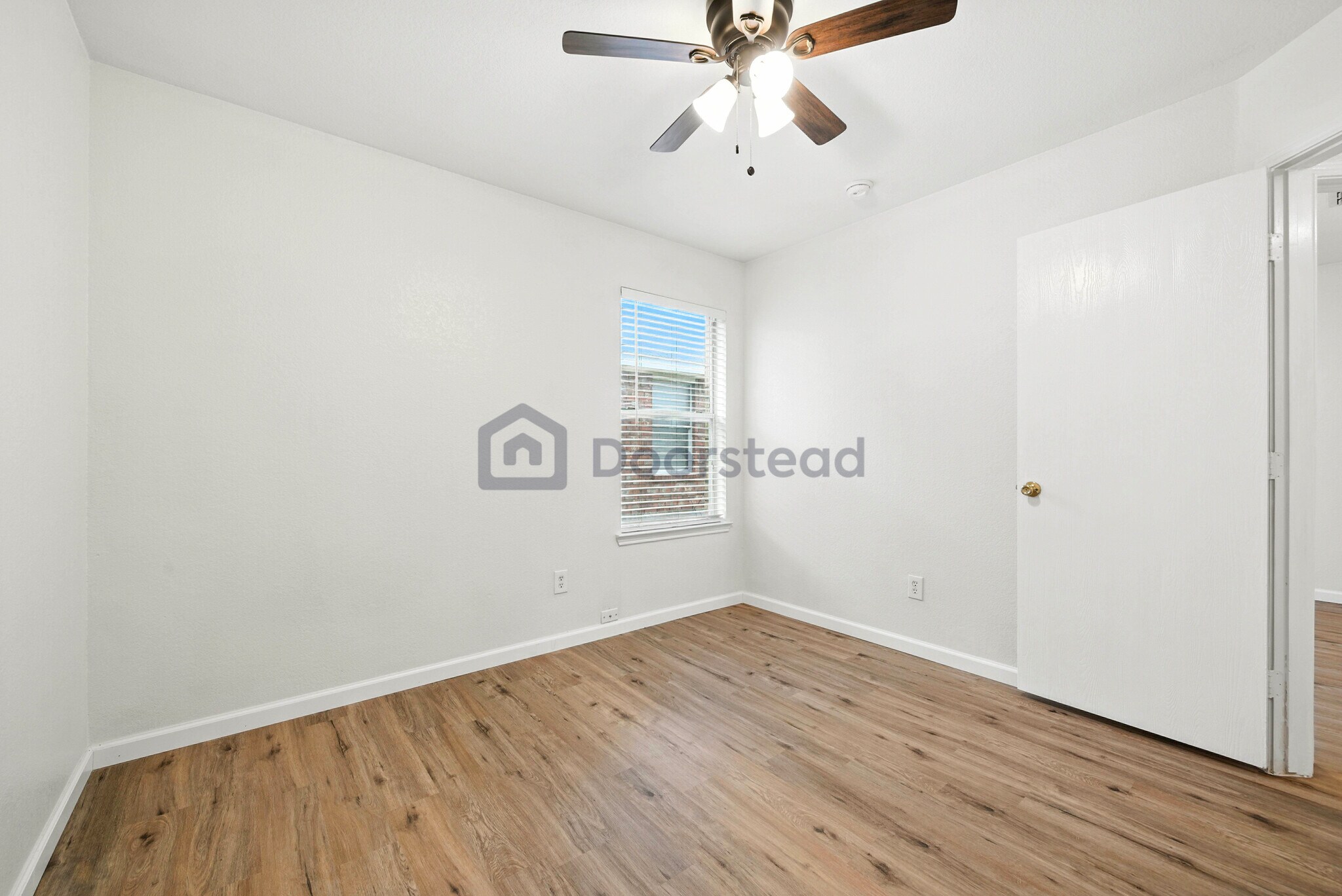 Building Photo - 523 Elk Run Dr