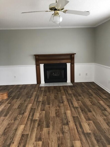 Living Room Fireplace - 1105 Grovemont Dr