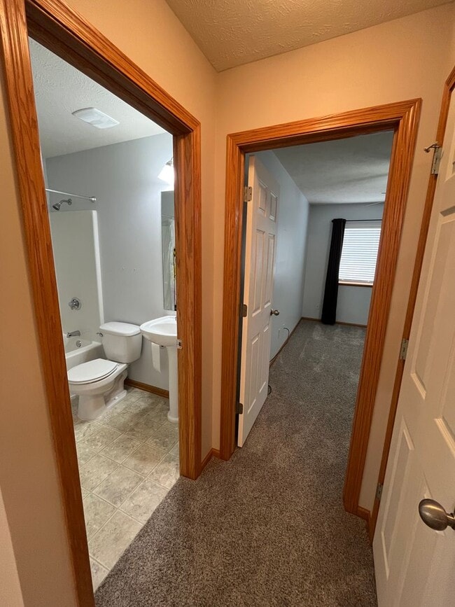 Building Photo - 8528 Flintlock Cir
