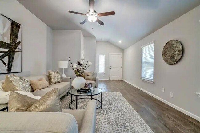 Building Photo - 9207 SW 47th St