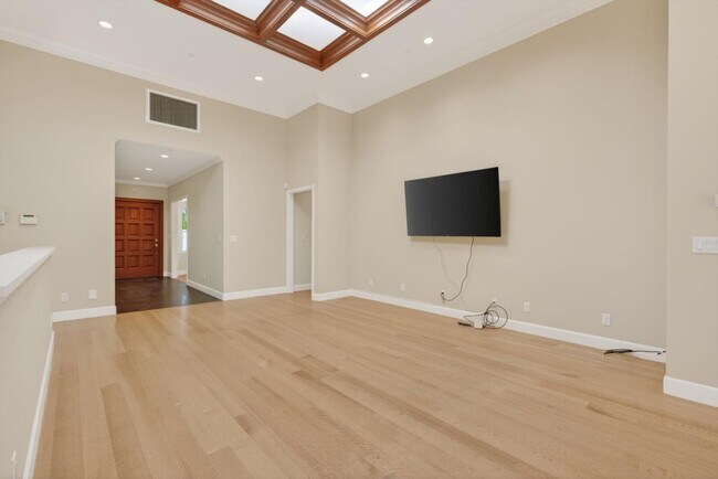 Building Photo - 18270 Baylor Ave