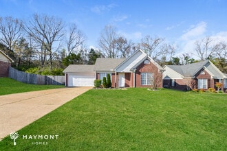 Building Photo - 465 Oakland Hills Dr