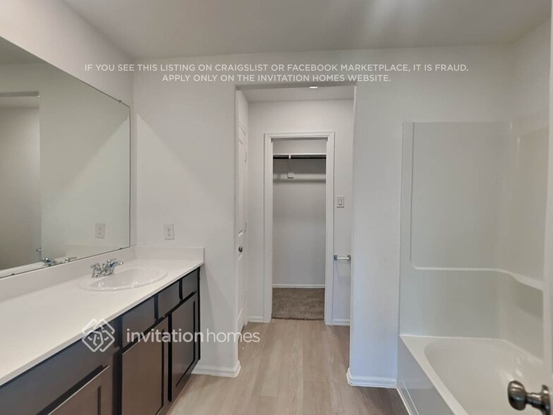 Building Photo - 22356 Sonora River Trce