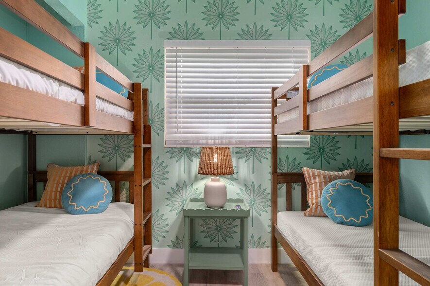 Building Photo - 11365 115th St