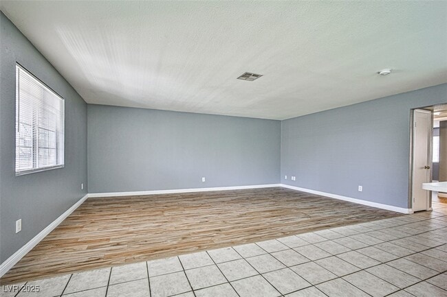 Building Photo - 8410 Eldora Ave