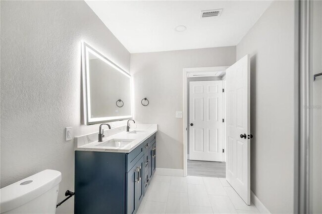 Building Photo - 10341 Kumquat Ln