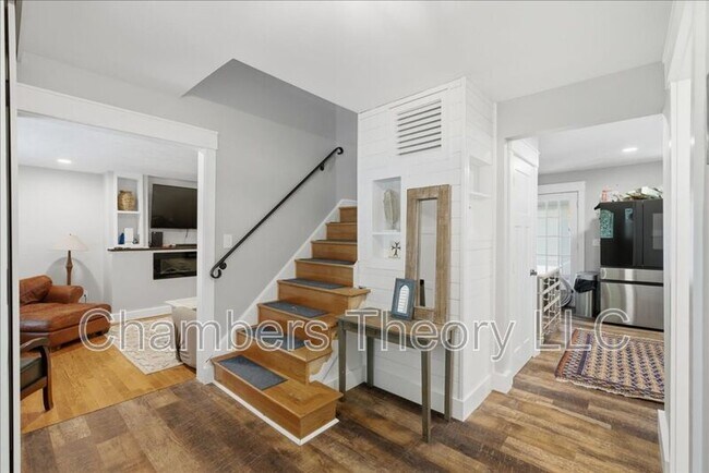 Building Photo - 14410 Otis Ct
