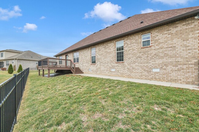 Building Photo - For Lease in Gallatin Zoned Liberty Creek ...