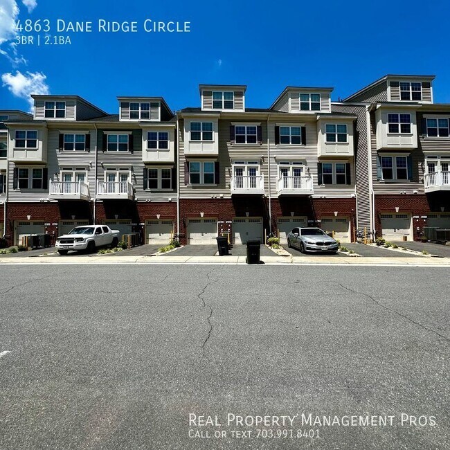 Building Photo - 4863 Dane Ridge Cir