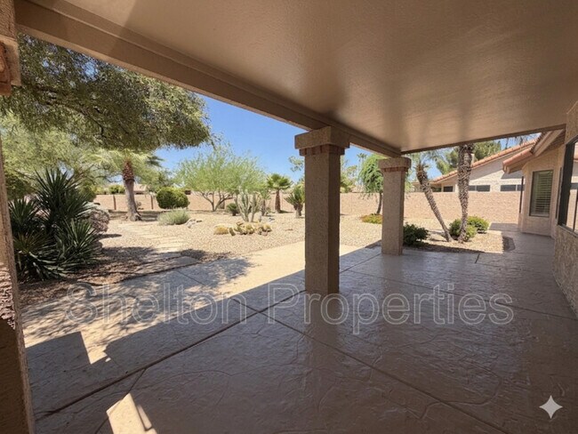 Building Photo - 9418 W Tonto Ln