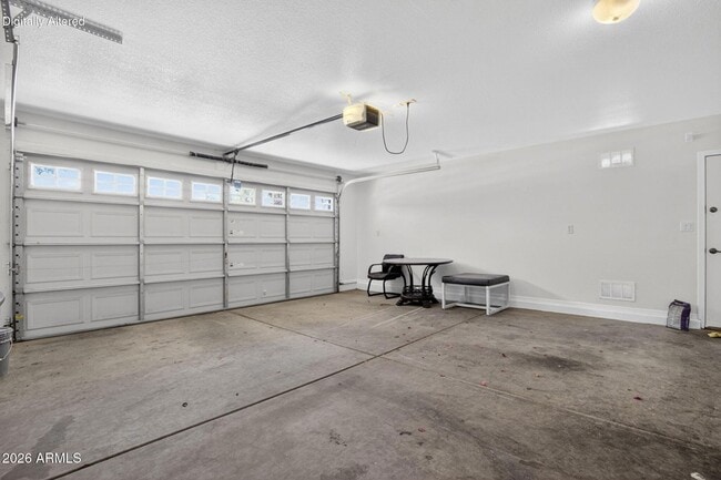 Building Photo - 19475 S 190th St