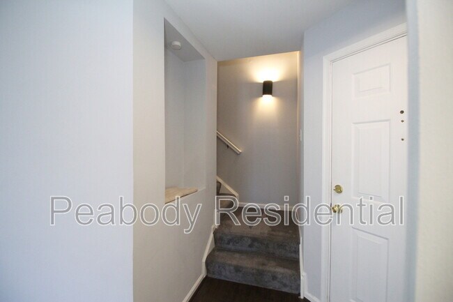 Building Photo - 46598 Drysdale Terrace