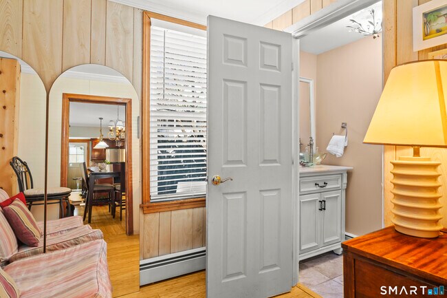 Building Photo - 94 Neptune Ave