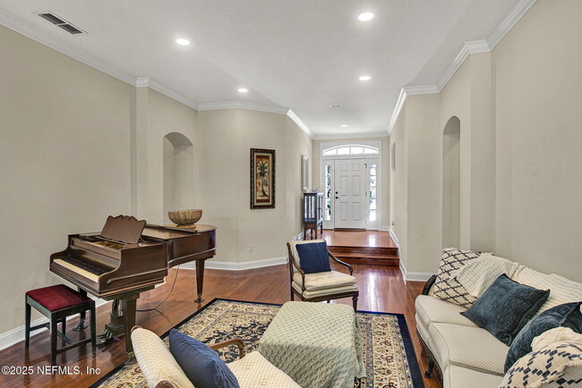 Building Photo - 7963 Mt Ranier Dr