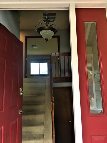 Building Photo - 4935 Granby Cir