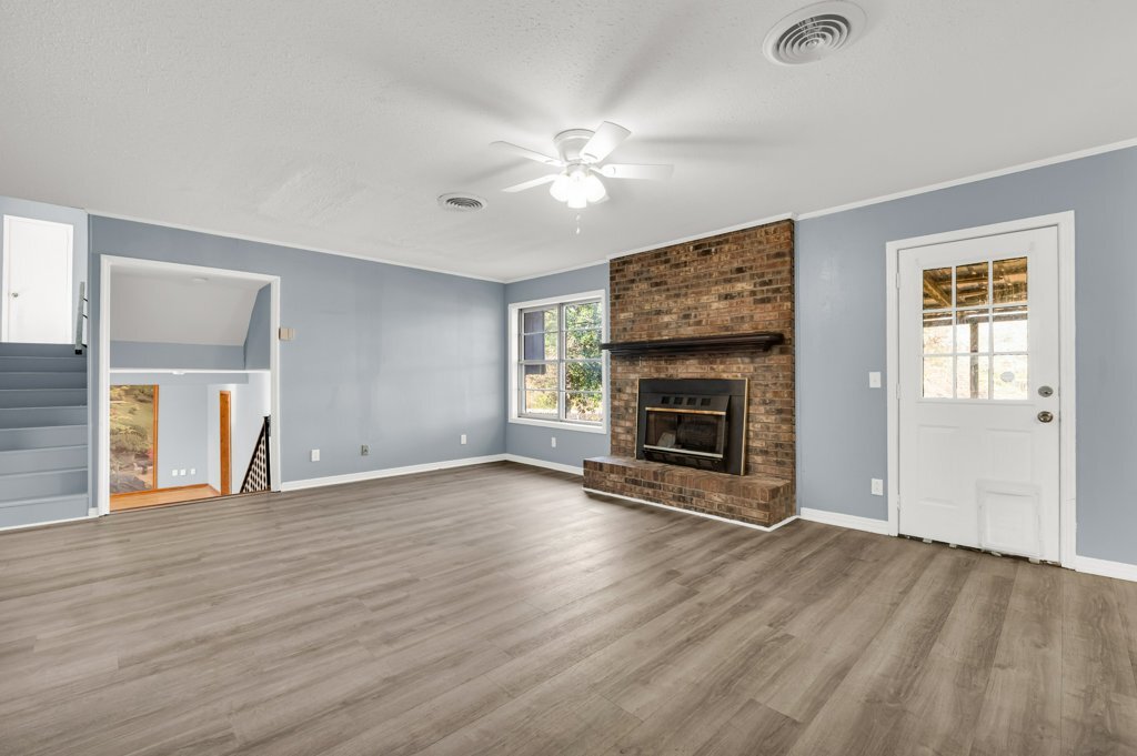 Building Photo - 415 Forrest Ct