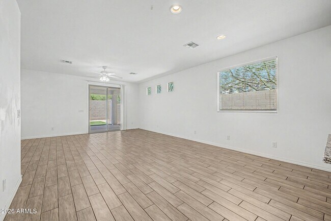Building Photo - 5722 W Getty Dr