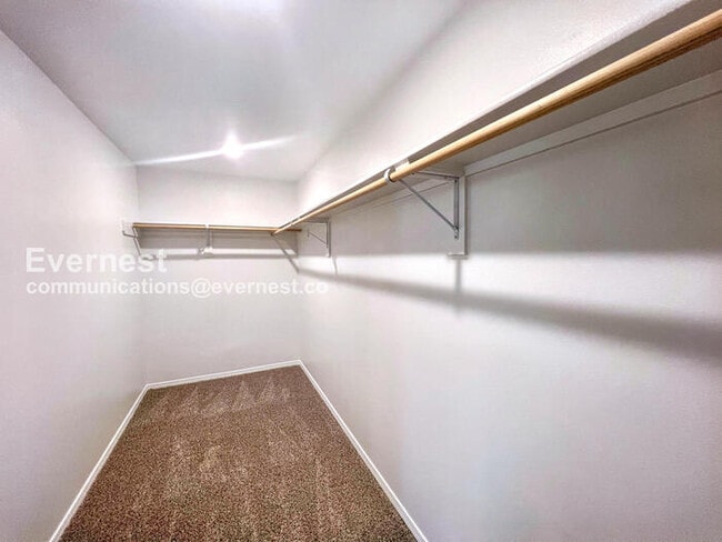 Building Photo - 1511 Ridgefield Cir