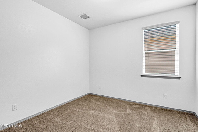 Building Photo - 1657 Asbury St