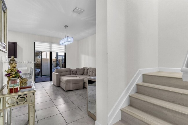 Building Photo - 11413 SW 252nd Ter