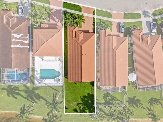 Building Photo - 3665 Miramontes Cir