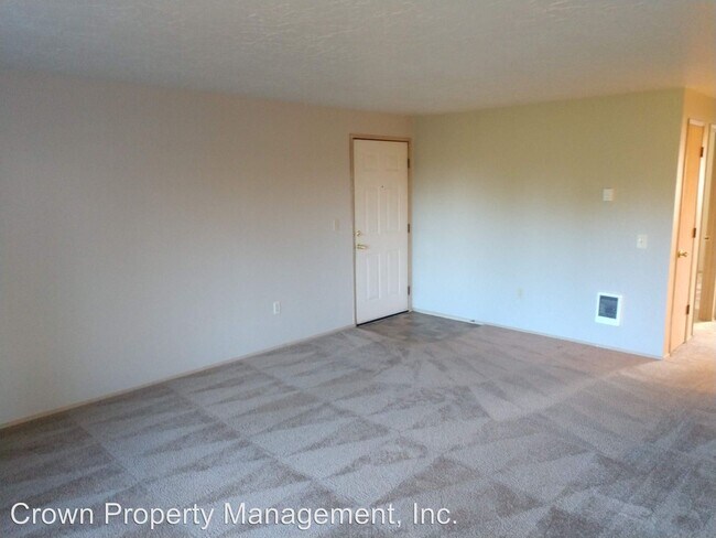 Building Photo - 212-236 Churchdale Ave N