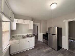 Building Photo - Washington Heights