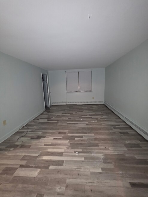 Building Photo - 5909 Cottage St