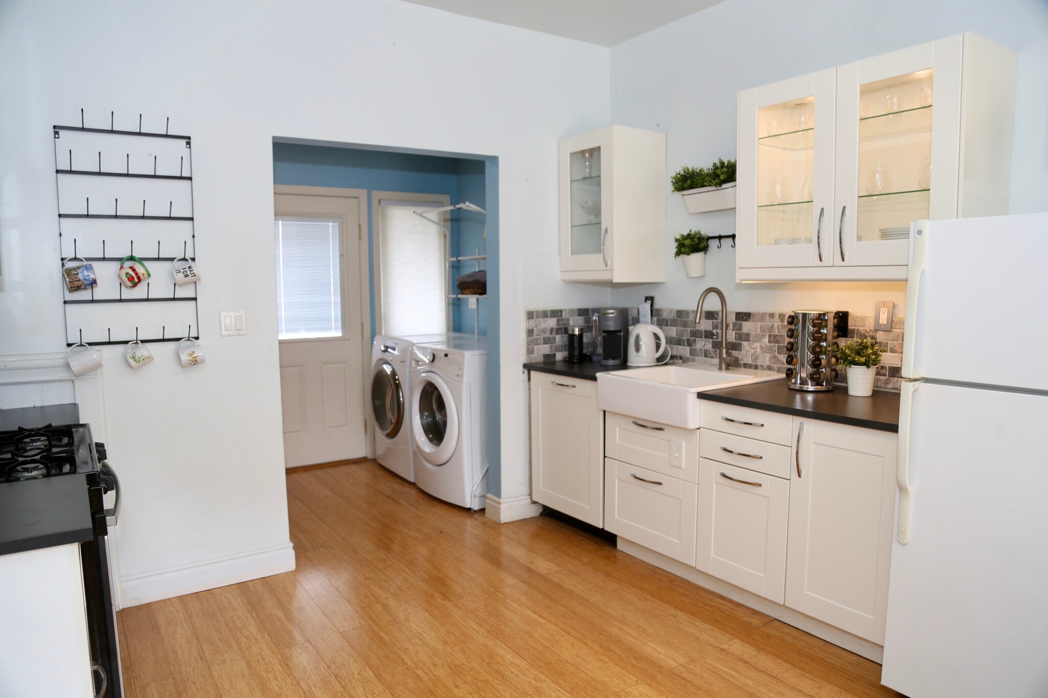Kitchen and Laundry - 748 Kansas St