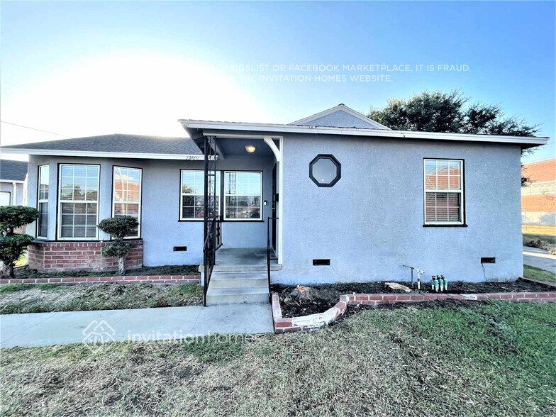 Building Photo - 12801 Zeus Ave