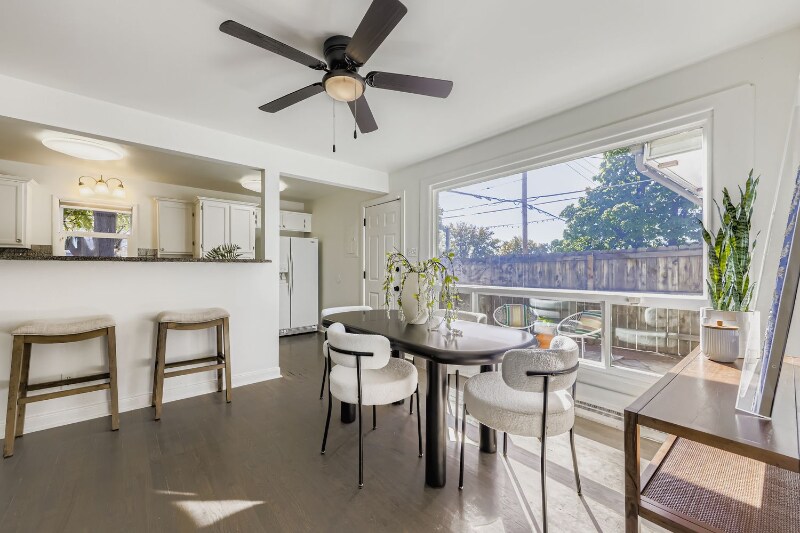 Building Photo - 1700 W Stoll Pl