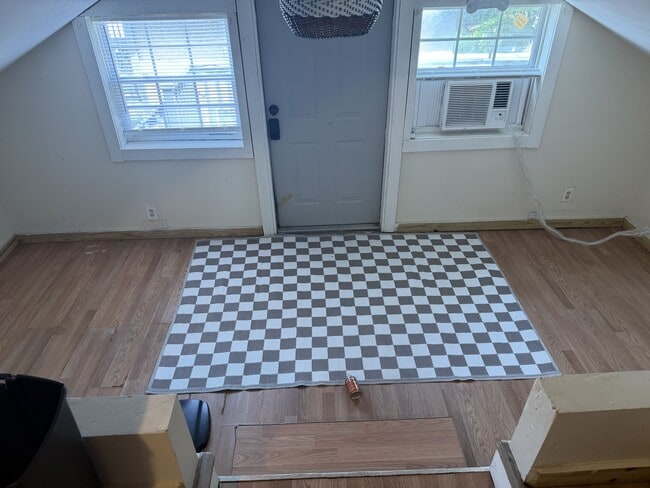 Building Photo - 2328 Union St