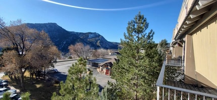 Building Photo - Fantastic Views From This Three Bedroom Townhome