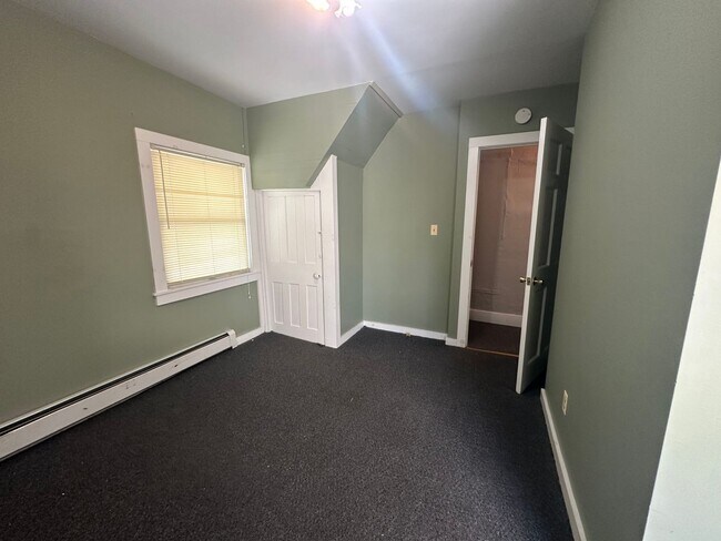 Building Photo - 7 N Jefferson St