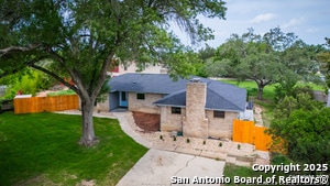 Building Photo - 1002 River Oak Dr