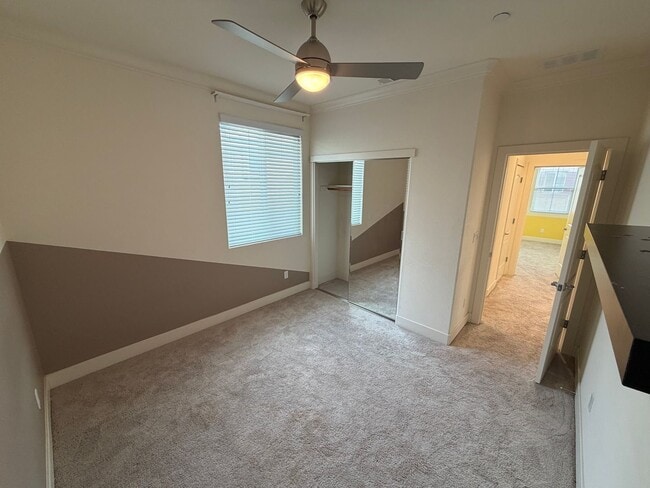 Building Photo - 3 bedroom | 2.5 bathroom | Single family h...