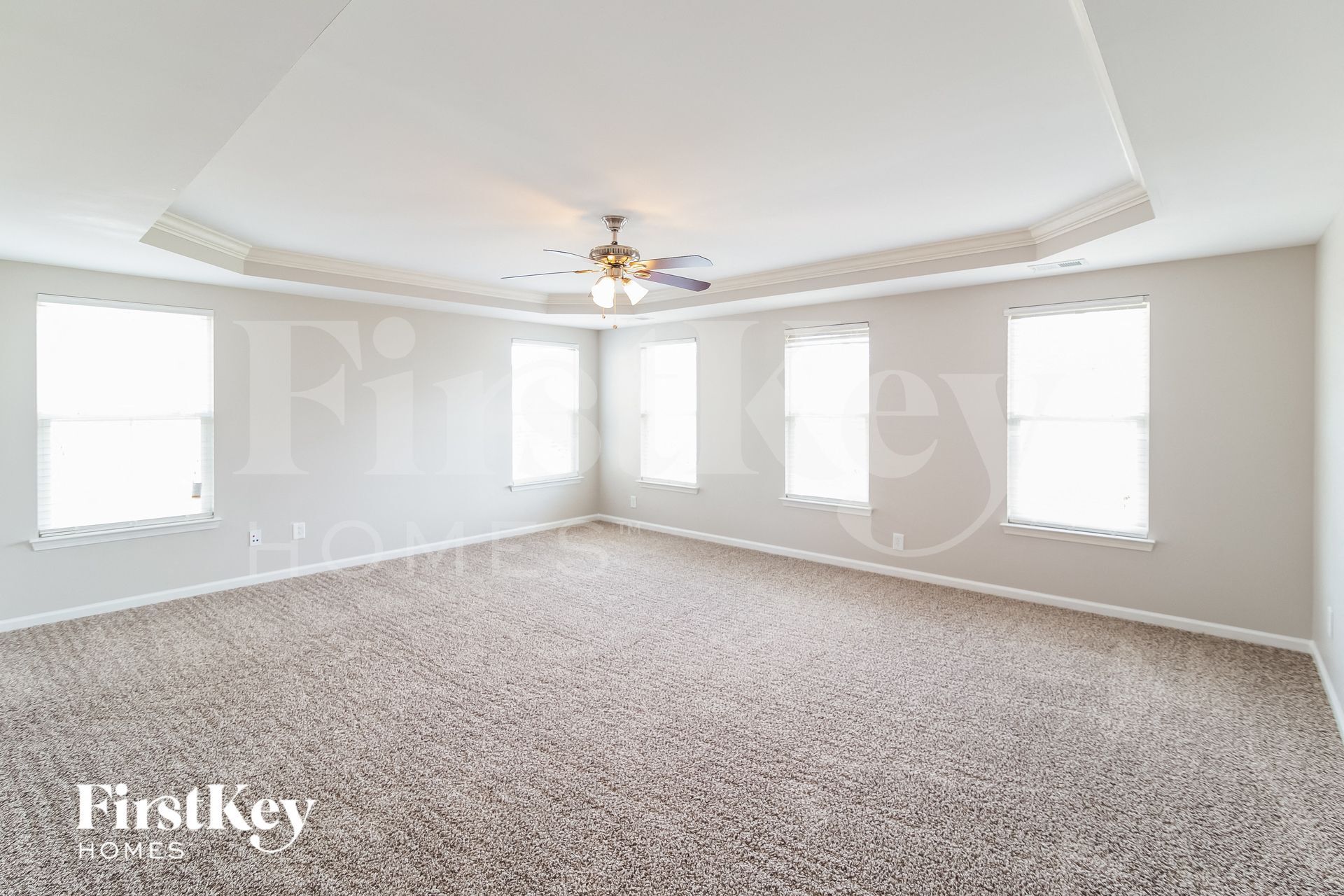 Building Photo - 543 Crossland Dr