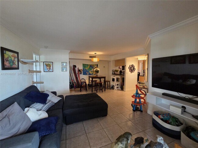 Building Photo - 10795 SW 108th Ave