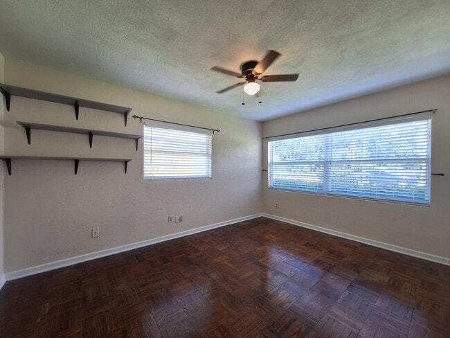 Building Photo - Stylish 4-Bedroom Belle Isle Retreat with ...