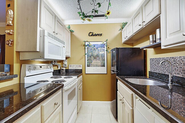 Building Photo - 30 Crossings Cir
