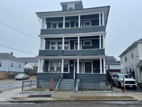 Building Photo - 107 Hawkins St