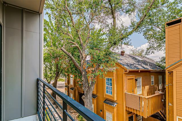 Building Photo - 6028 Lewis St