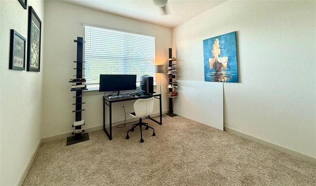 Building Photo - 160 Filifera Ct