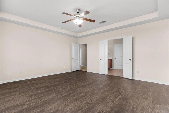 Building Photo - 1209 Laurel Oak Trail